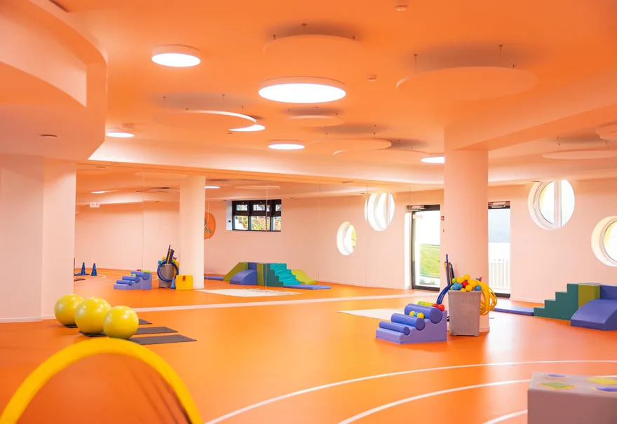 Sports & Gymnastics